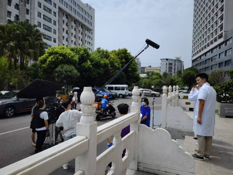 象山区广告片拍摄公司低成本实现高规格制作的诀窍